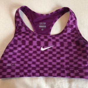 nike pro sports bra